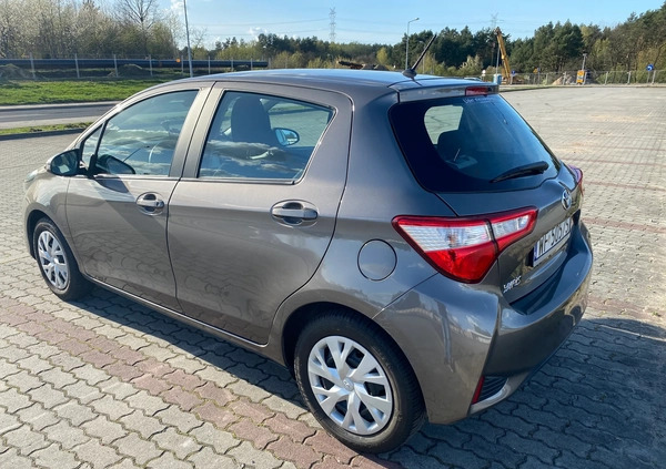 Toyota Yaris cena 48000 przebieg: 153352, rok produkcji 2018 z Warszawa małe 211